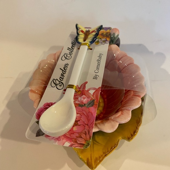 Corner Ruby Floral Shaped Coffee Tea Cup Saucer & Spoon-3 PC - Picture 2 of 5